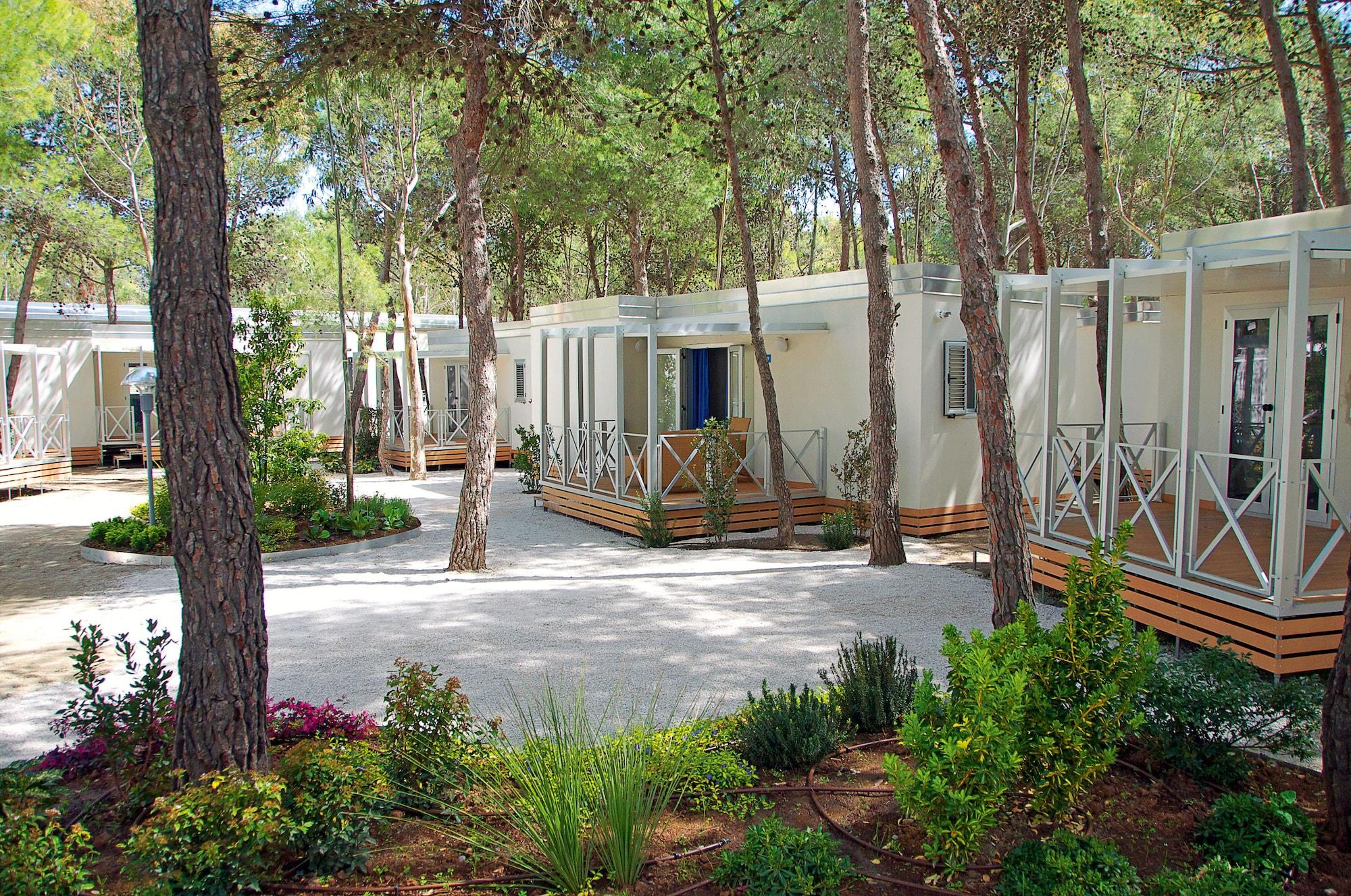 נובה סירי Sira Resort מראה חיצוני תמונה
