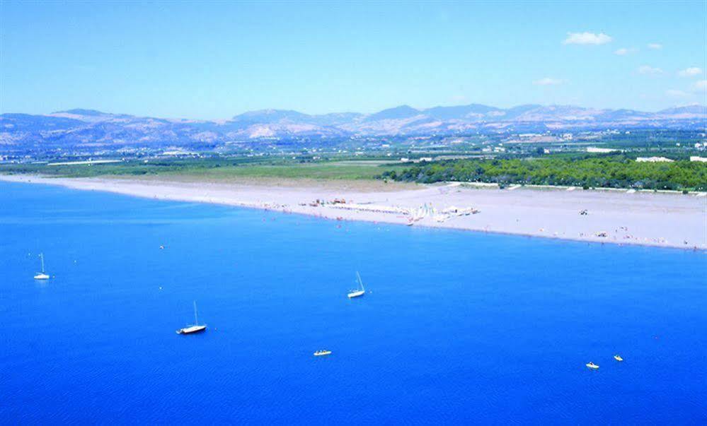נובה סירי Sira Resort מראה חיצוני תמונה